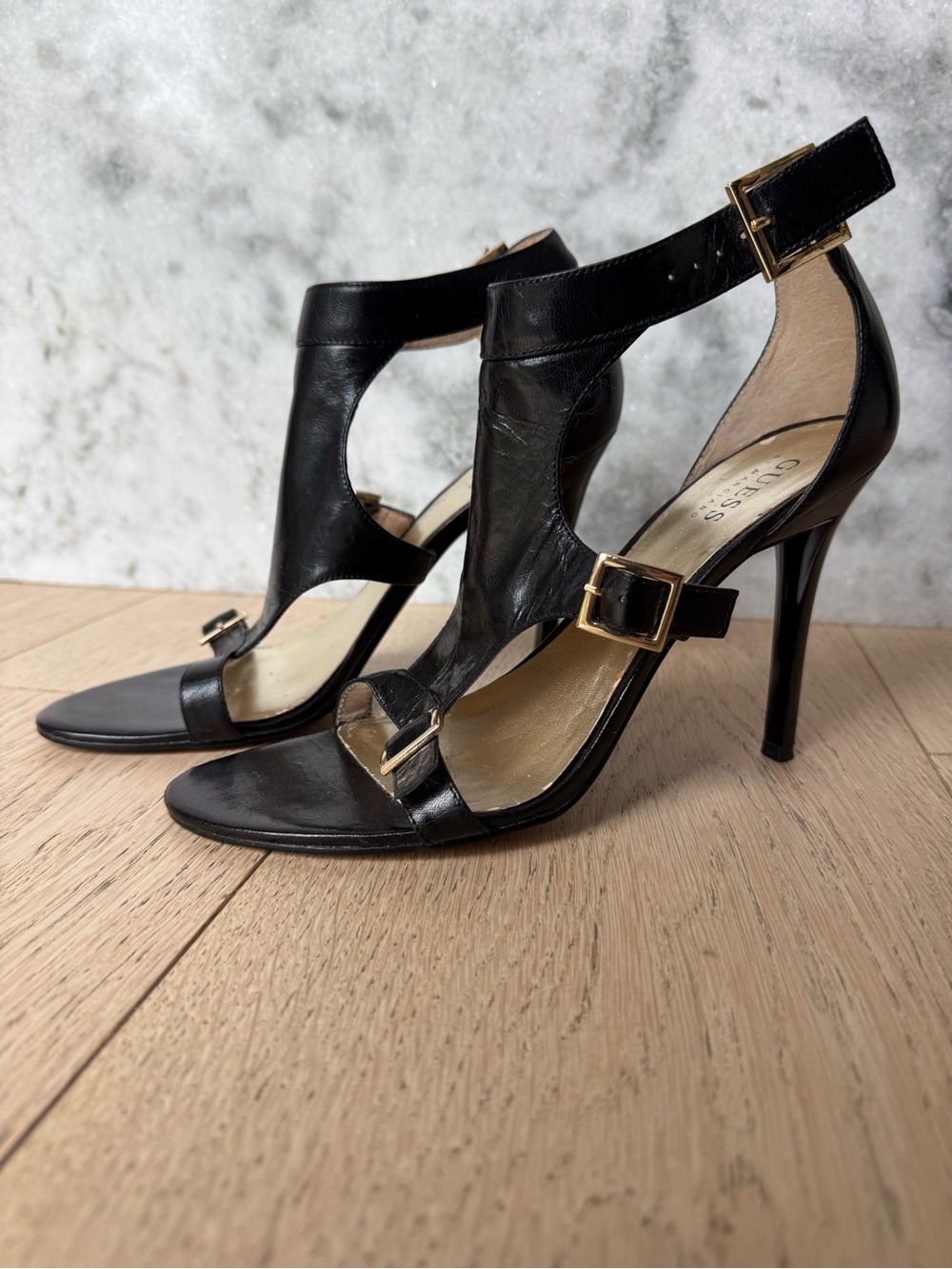 Guess by Marciano Black Leather Strappy Heels Sandals 8M Y2K Gold Buckle